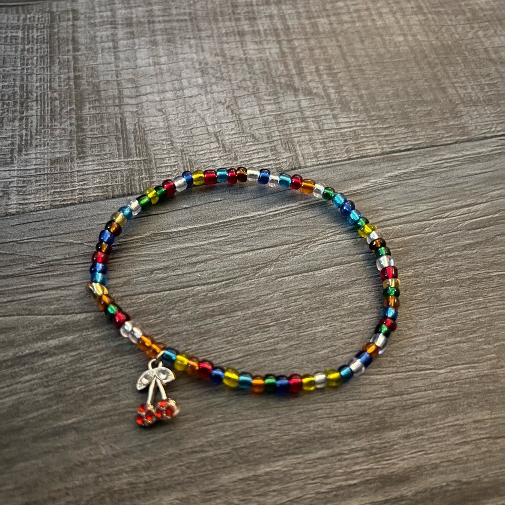 Women’s multicolor bracelet